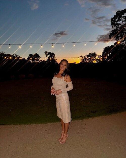 1000093422098a6eebc9ad0d2b