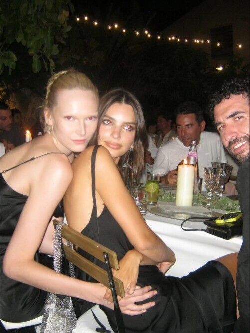 100009419938a69cba5d42ee58