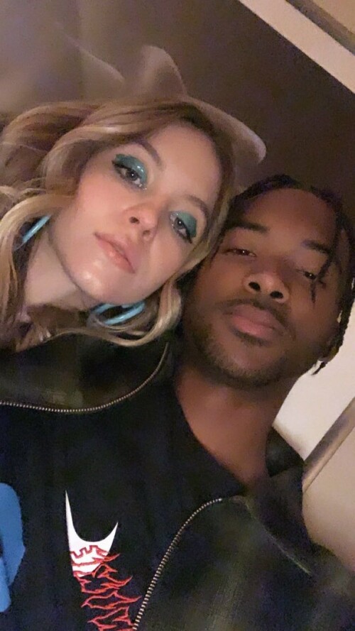 10000951231c3eb633433c9af5