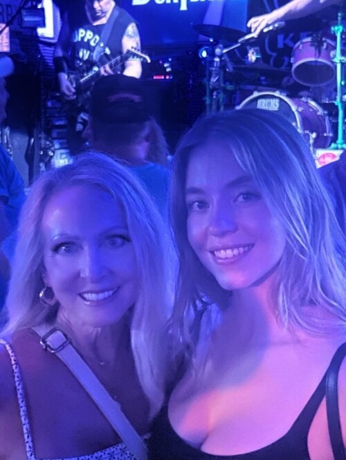 10000954330460154b8515372e