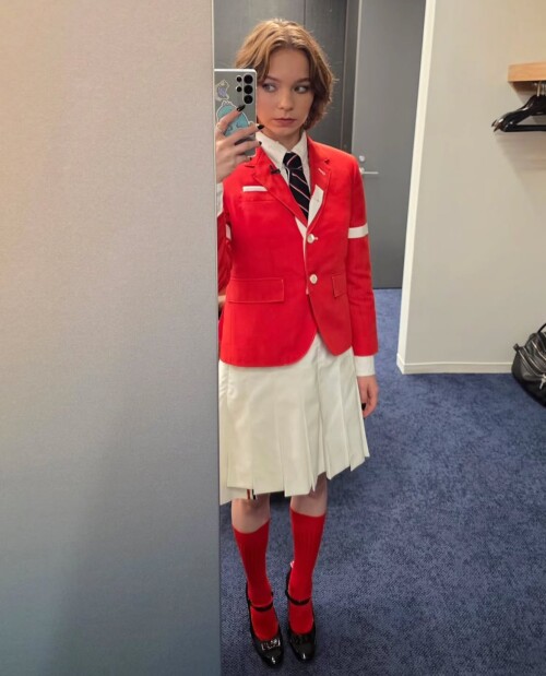 100009594161f4296c41d6a4ad