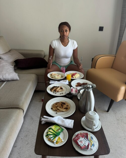 1000095947569cc34b098c1d01