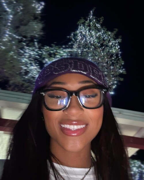 10000959490e84eb5a28e722a6