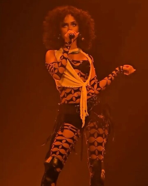 1000098494870c7bf37440a1b0