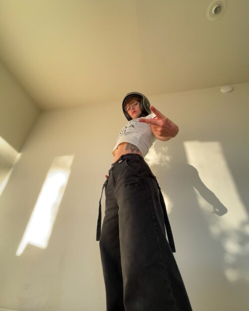 100009900916732d9a5991b614