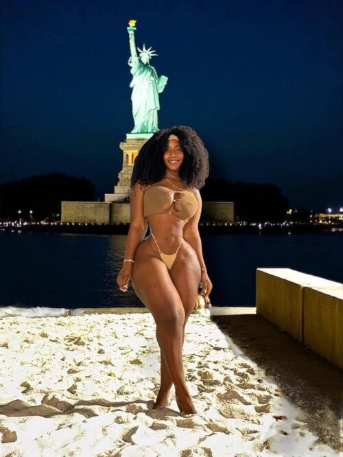 10001020258e377262c96677c4