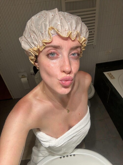 10001021029764aafdb885a35d