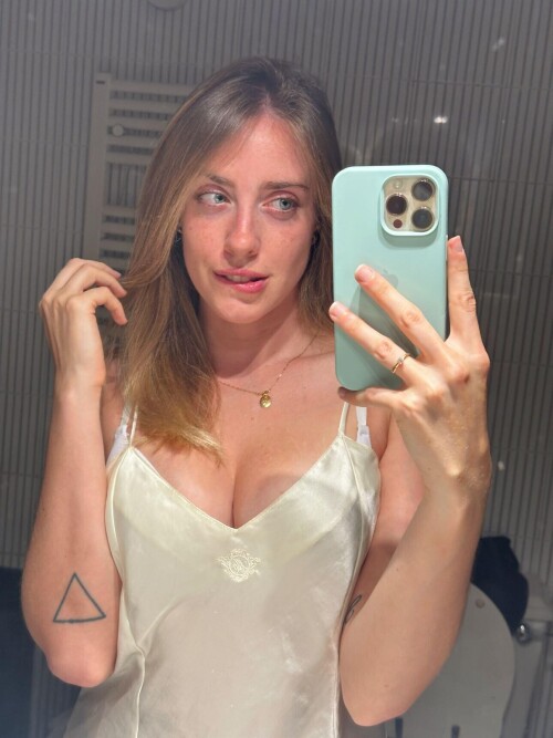 1000102139f40c27001e95be15