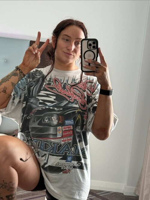 1000102431a1fd39c3b081f33a