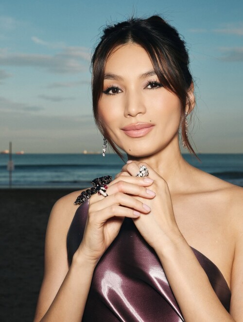 1000102834f5d5a2175d8450b6