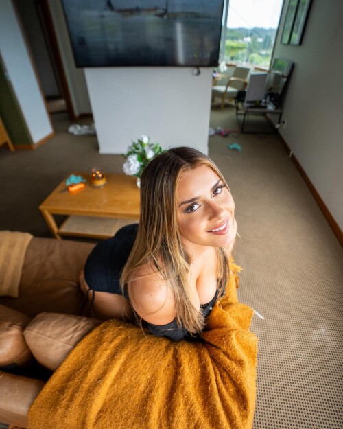 1000104468704d2114ebe1fde1