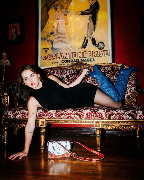 100010488293c857e8c6573a5d