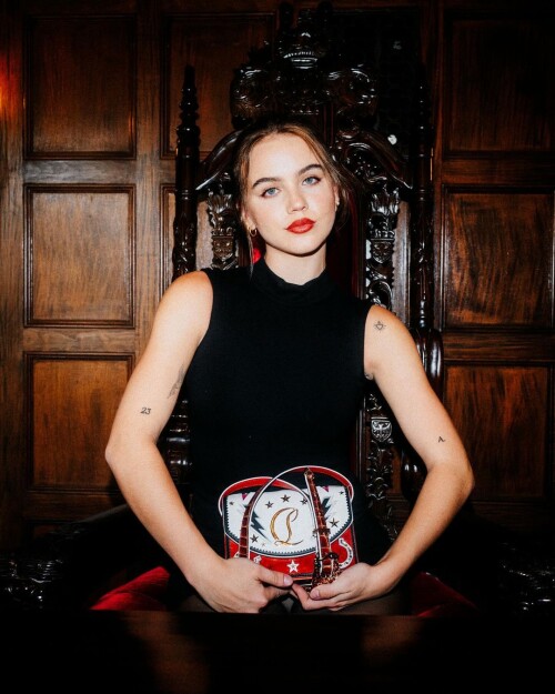 1000104884187aa4efd1bfcfff