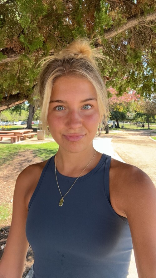 10001050231127c8f54bc7237c