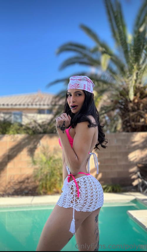 10001053944b74dc895c1ccc70