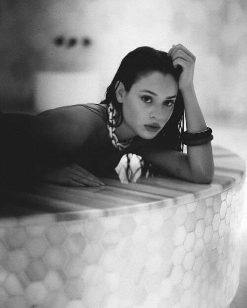 1000105753b2f2f64aa10cfded