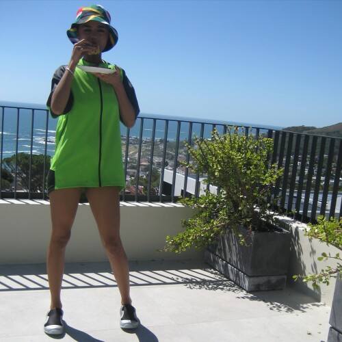 100010622903eff63fbee0ca97