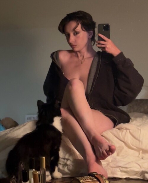 1000106583b99320867485d156