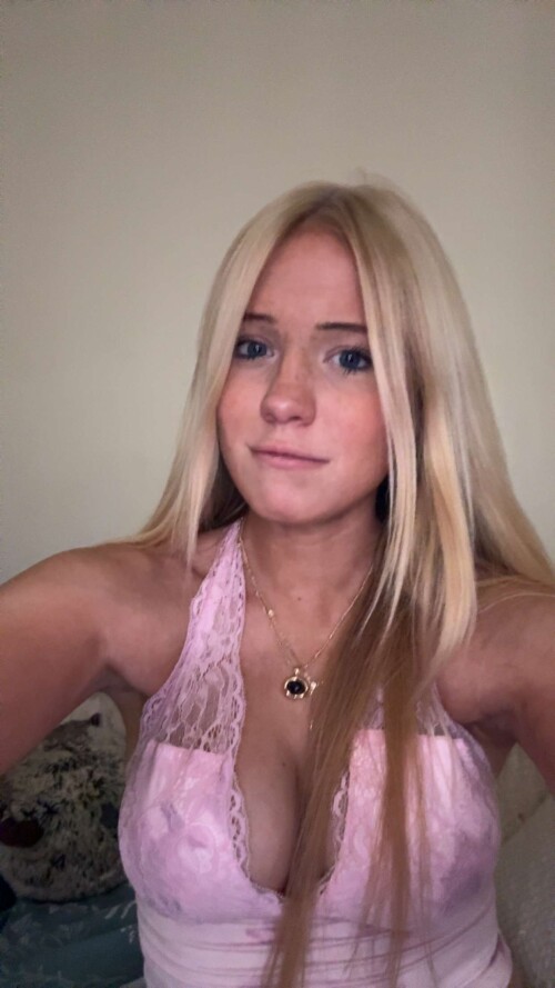 10001075461b664f4ff78cf73d