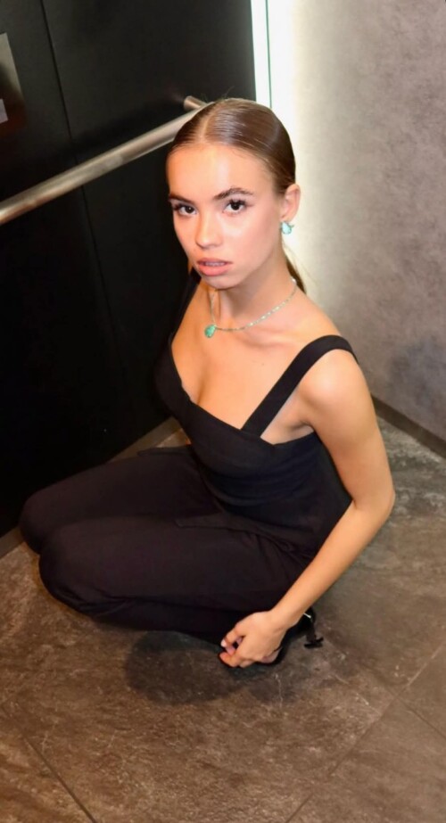 1000109027177e8ae2b25bfbe0