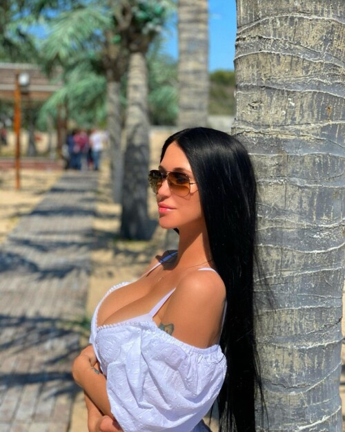 1000110875b91db3b53298f617