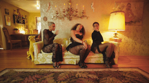 1000111369eceadfc685b5b397