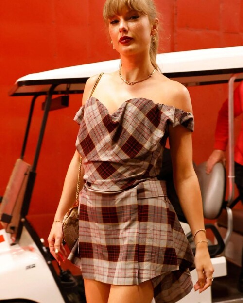 1000111742b2e689e7c4edbba6