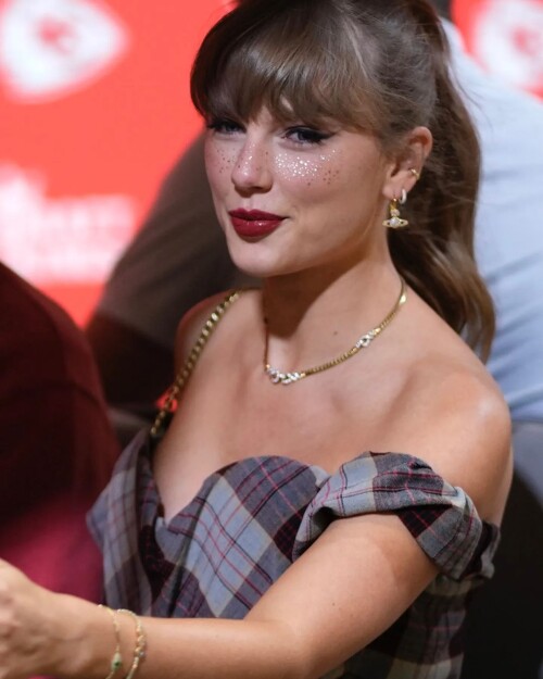 1000111747cffa42e88366b61e