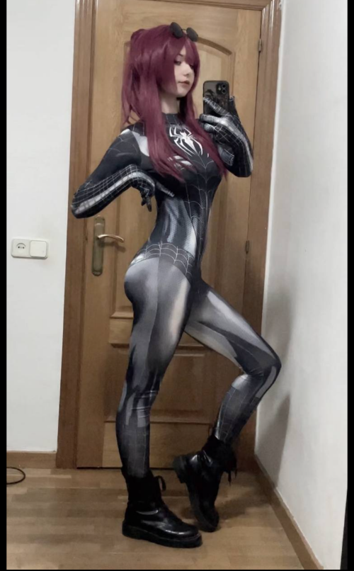 1000113272d23b9fce73a4b943