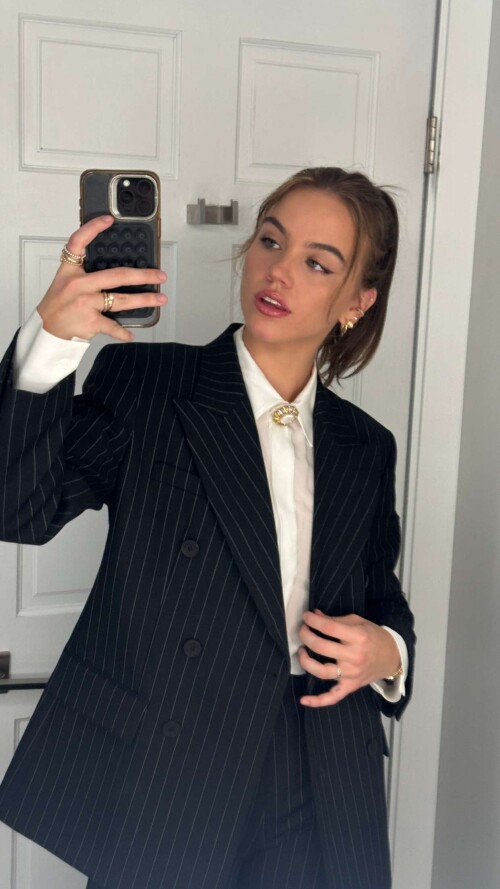 10001134924a935597a69a5d6b