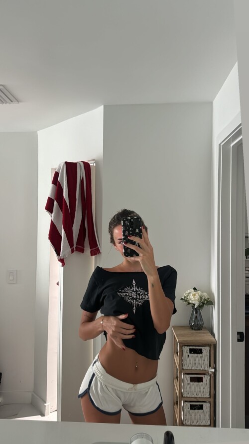 100011364221e28d594aacbda0