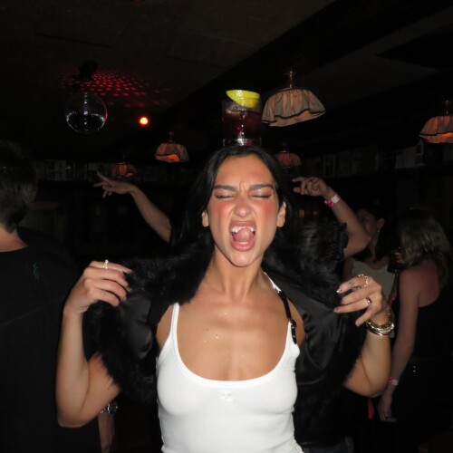 1000113658f48757869f6ed53d