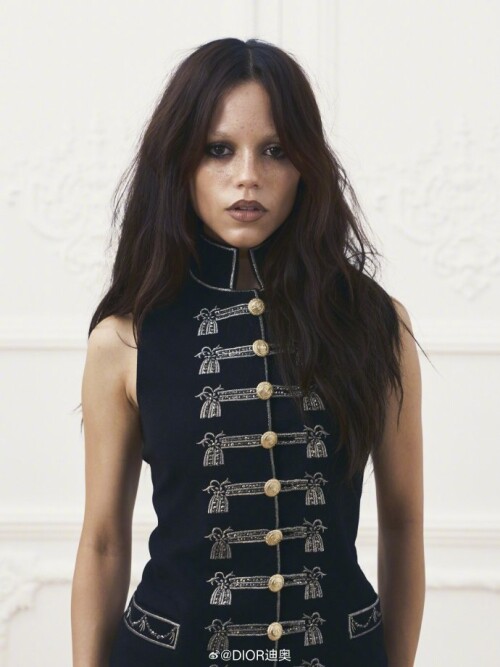 100011396767a5a5d94ed4df9d