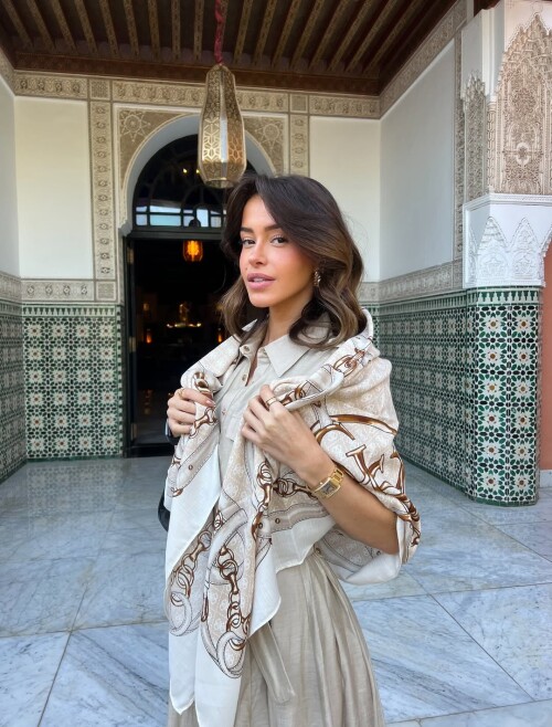 1000114218664a6b22fe04a382