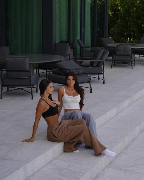 100011526479a9b3213568314b