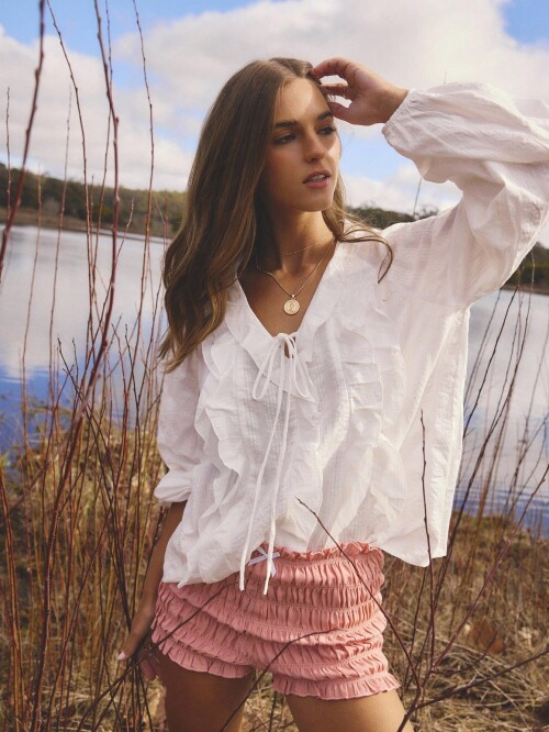 10001156428672cd247c5e5823