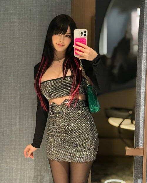 1000116022ea959f7d043af10c