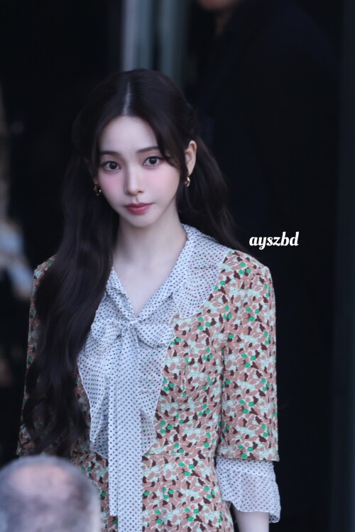 100011609742f548a877c7d8da