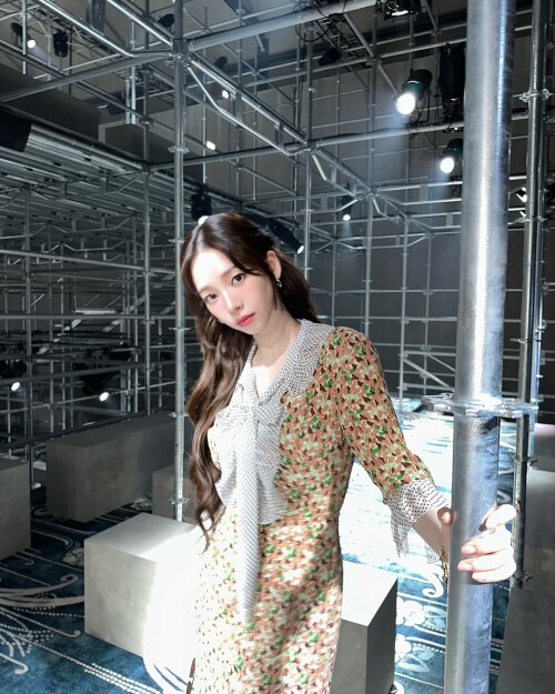 10001163765c7250ba8e23fc20