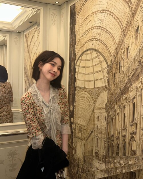 100011639332d340ad4b992247