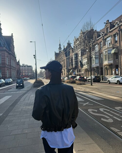 100011741025e77459019a2a02