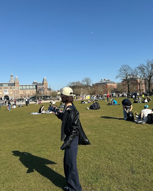 10001174294430819682ead2f8