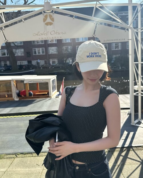 1000117436c576a3418bd4e212