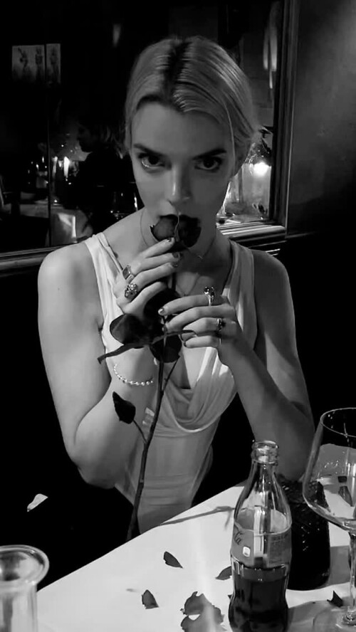 10001177922b7b8fb72580dea0