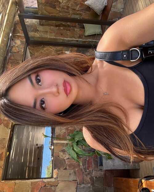 10001179542caf77808475b009