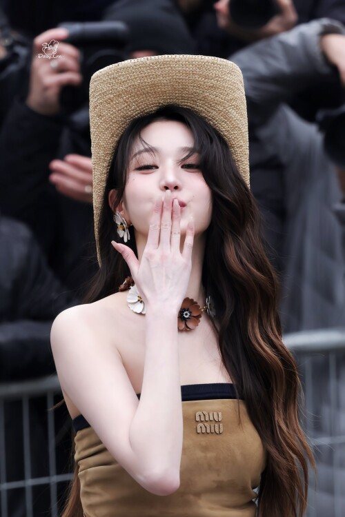 1000118201250200c644496b29