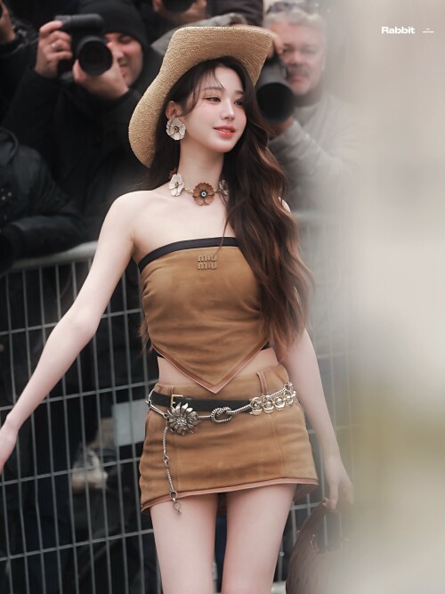 1000118220b43bf11c28dc8b16