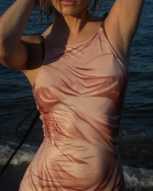 10001184676a7f3e42667a1f4a