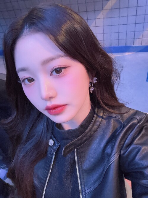 1000118717506e3ff57839a987