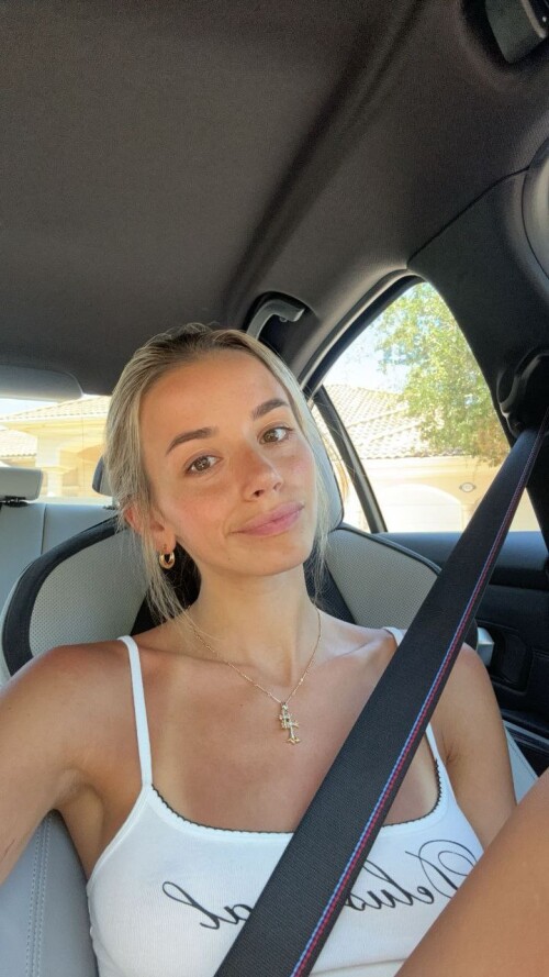 1000118976b8075f9a62af219e